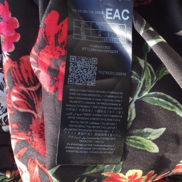 Guess Flowers Print Blouse - Picture 5 of 5